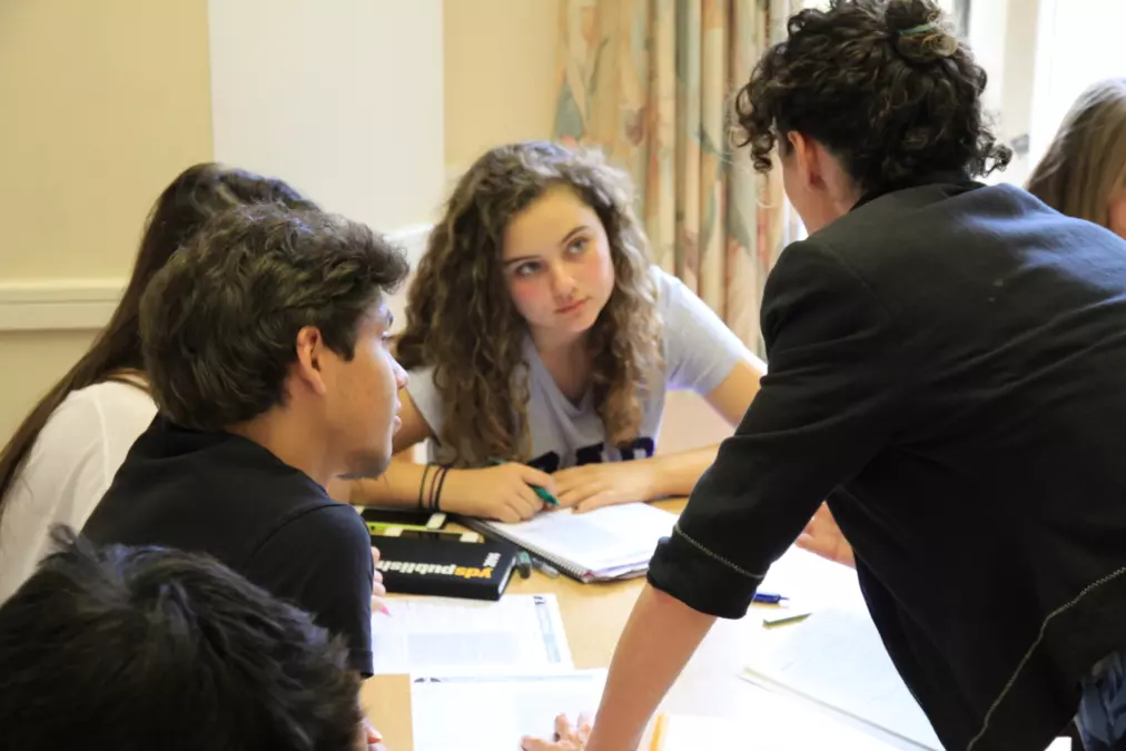 專業留學代辦團隊，提供英國與美國研究所申請及遊學規劃服務