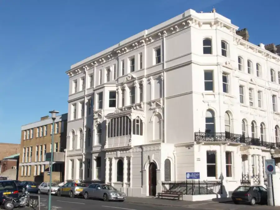 專業英國留學代辦服務，提供英國研究所與美國留學申請諮詢